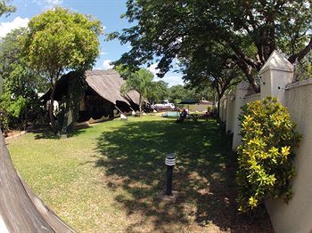 Adventure Lodge Victoria Falls Eksteriør billede