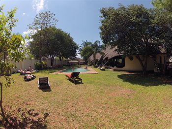 Adventure Lodge Victoria Falls Eksteriør billede